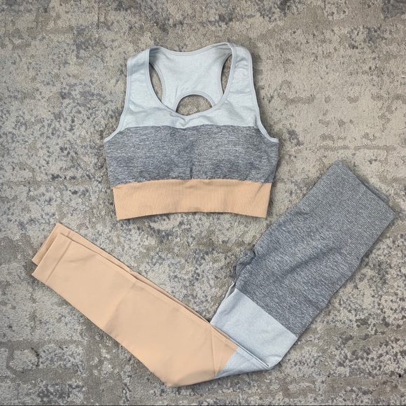 Color block Grey/White/Orange WorkOut Yoga Set - Picture 6 of 11